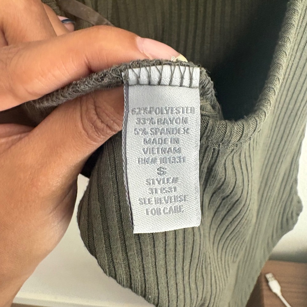 Charlotte Russe Olive Green Ribbed Strappy Keyhole Bodysuit Snap Crotch Size S - Picture 9 of 9